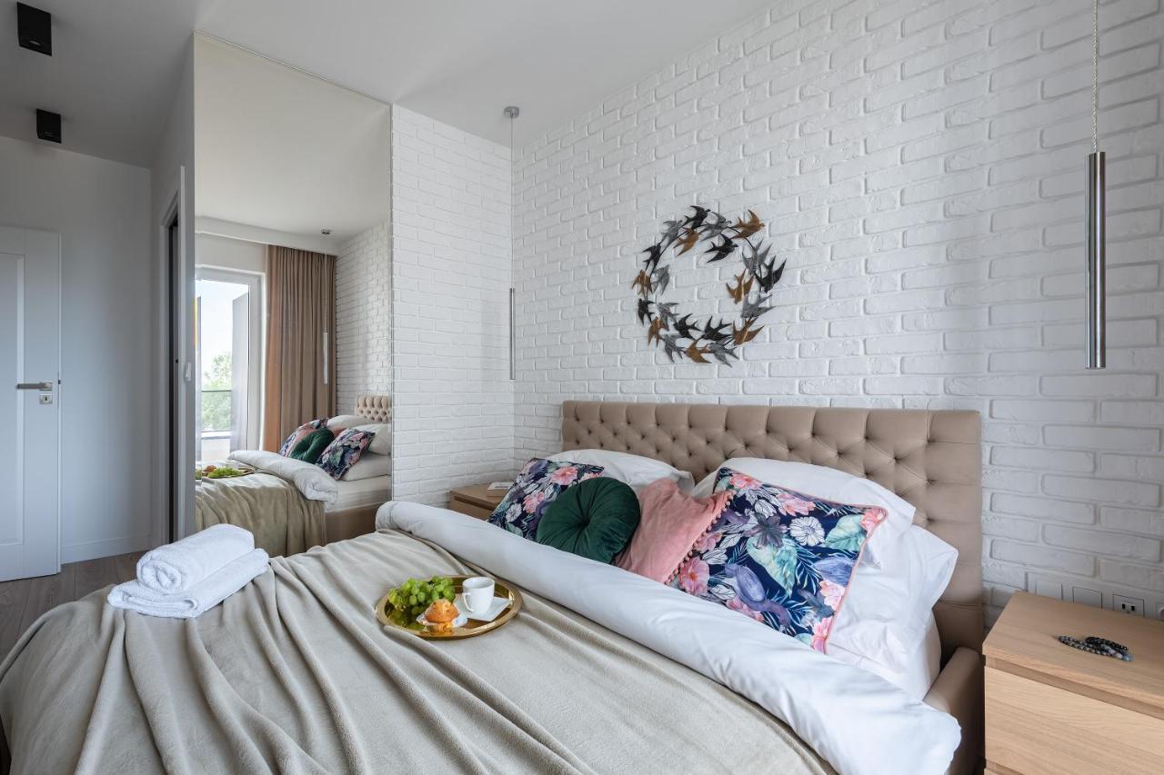 P&O Serviced Apartments Group Komputerowa ワルシャワ エクステリア 写真