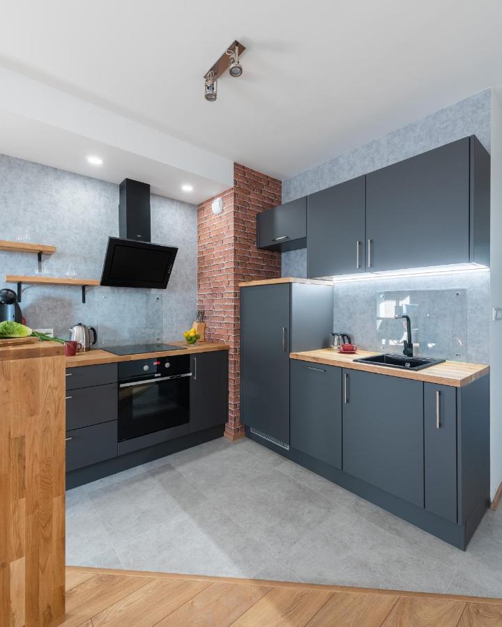 P&O Serviced Apartments Group Komputerowa ワルシャワ エクステリア 写真